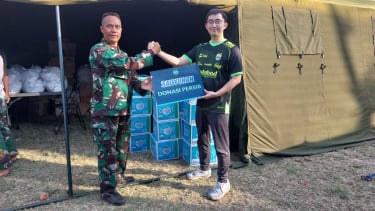 Persib distribuye ayuda a las víctimas del terremoto de Bandung Regency (Documentos de Persib) 