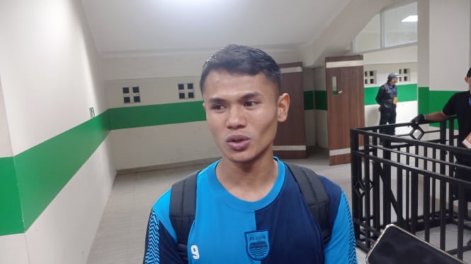 Penyerang Persib Bandung, Dimas Drajad (foto: Dede Idrus) 