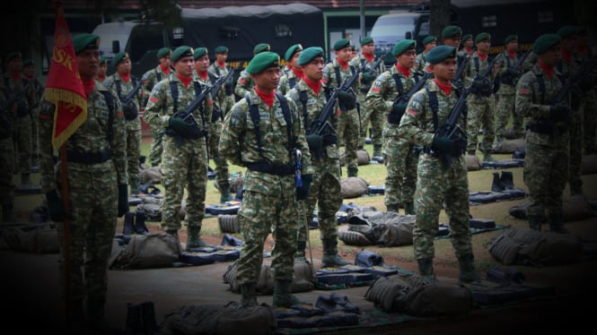 VIVA Militer: Pasukan Pandawa Kostrad persiapan menuju Monas