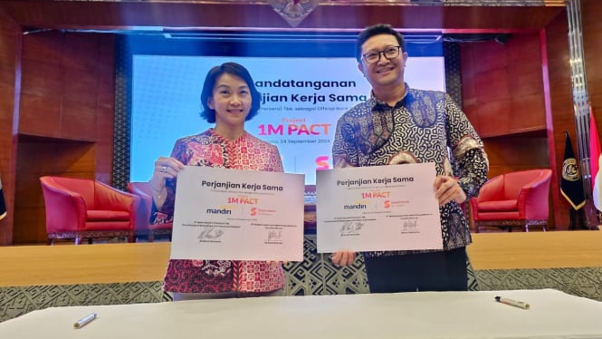 Penandatanganan kerjasama program 1MPACT Bank Mandiri dan Supermom Indonesia