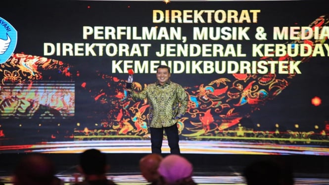 Direktorat Perfilman, Musik, dan Media, Kemendikbud raih CNN Indonesia Awards