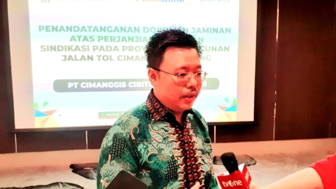 [dok. Direktur Keuangan PT Cimanggis Cibitung Tollways (CTT), Yefri Rahardja, dalam konferensi pers di kawasan Kuningan, Jakarta Selatan, Kamis, 26 September 2024]