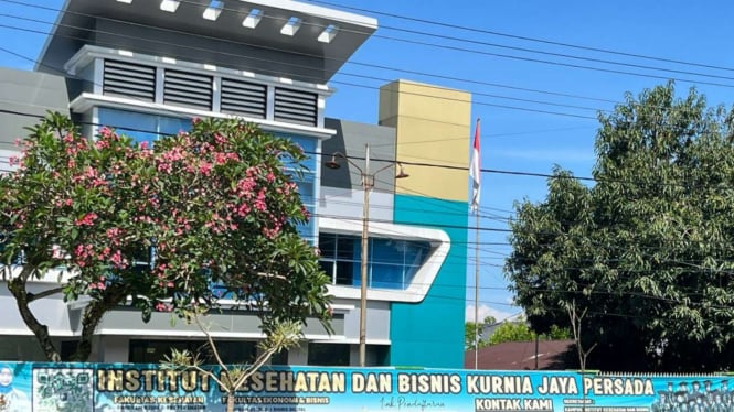 Institut Kesehatan dan Bisnis Kurnia Jaya Persada (IKBKJP) Palopo, Sulsel.