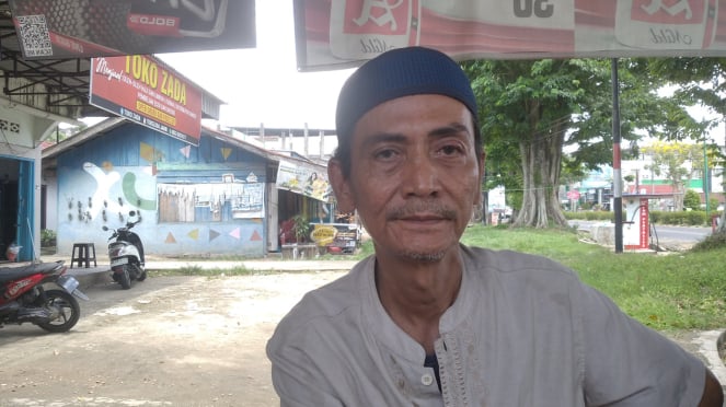 Foto : Ayah Kandung Almarhum Resti Widia Datang ke Jambi Melihat Almarhum Anak Kandungnya 