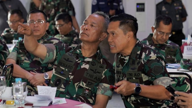 VIVA Militer: Kasum TNI Letjen TNI Richard Tampubolon