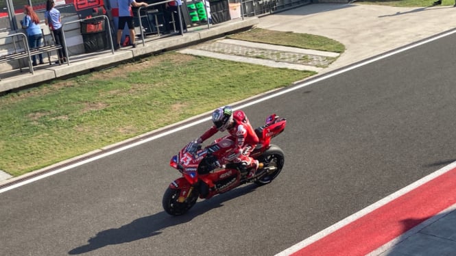 Pembalap Ducati Lenovo Team, Enea Bastianini