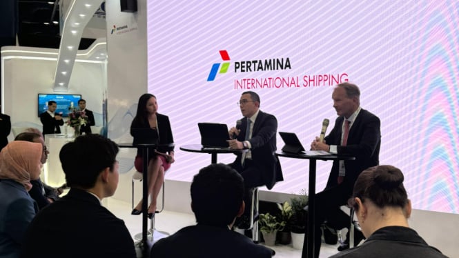 CEO Pertamina International Shipping (PIS) Yoki Firnandi di Gastech 2024 