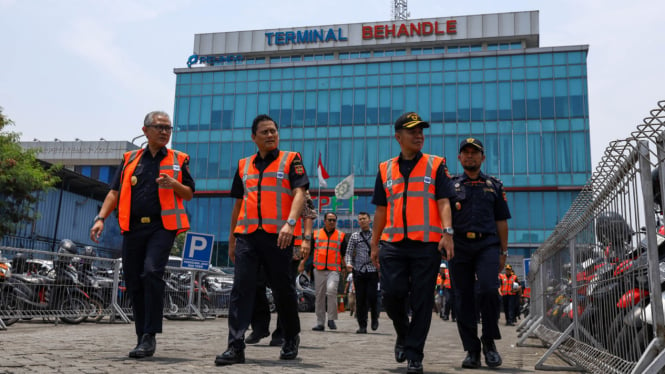 Wamenkeu Dimas Djiwandono kunker ke Bea Cukai Tanjung Priok