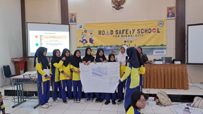 Bridgestone Indonesia Road Safety School Program 2024