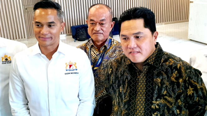 [dok. Ketua Umum Kadin Indonesia, Anindya Bakrie, bersama Menteri BUMN, Erick Thohir, dalam konferensi pers di kantor Kementerian BUMN, Jakarta, Senin, 30 September 2024]