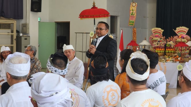 Menag Yaqut Cholil Qoumas menyapa Keluarga Masyarakat Hindu Indonesia di Jepang