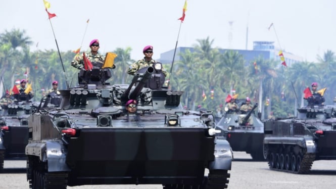 VIVA Militer: Tank Amfibi Korps Marinir TNI AL siap ramaikan acara HUT TNI Ke-79