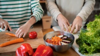  10 Resep Seru yang Bisa Kamu Masak Bareng Pasangan!