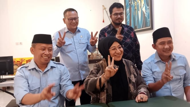 Soraya Hamzah Haz bersama pasangan Supian-Chandra