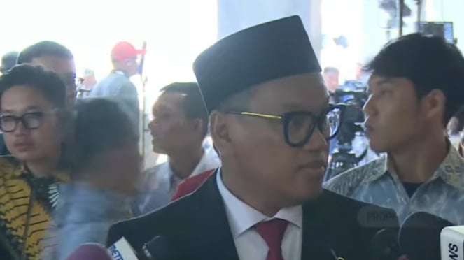 Uya Kuya di Kompleks Parlemen, Senayan, Jakarta, Selasa 1 Oktober 2024