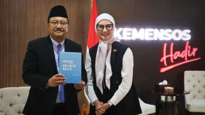 Mensos Saifullah Yusuf dan Stafsus Presiden Angkie Yudistia