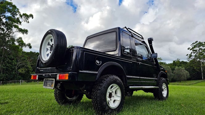 Suzuki Jimny Carribean