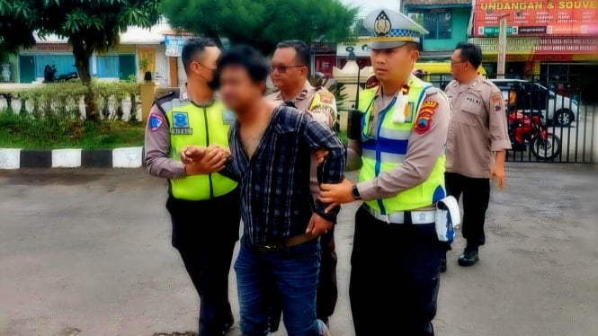 Copet di dalam angkutan umum ditangkap polisi