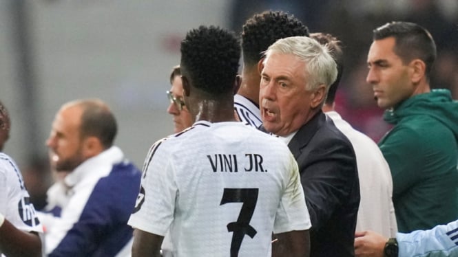 Carlo Ancelotti dan Vinicius Junior