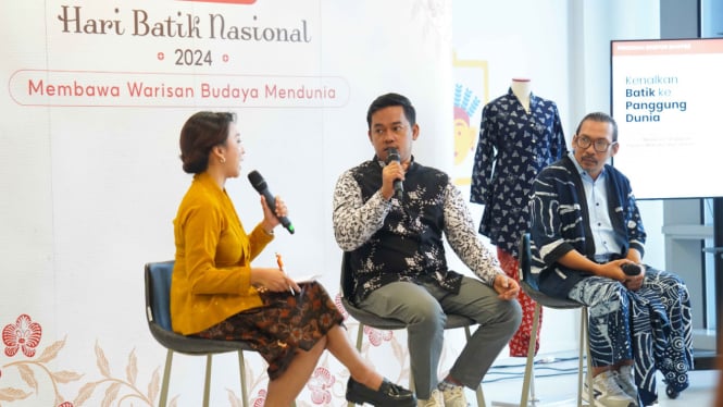 Talk show “Membawa Warisan Budaya Mendunia” perayaan Hari Batik Nasional 2024.