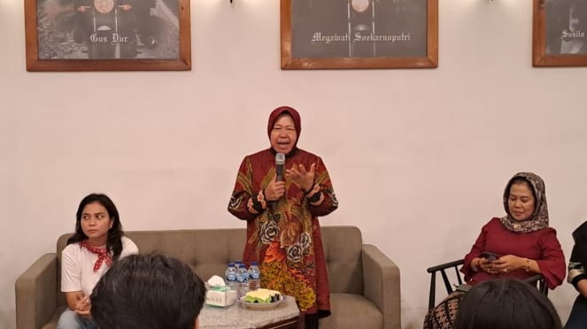 Calon Gubernur Jawa Timur Tri Rismaharin alias Risma di Malang.