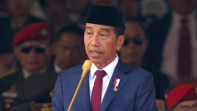 Presiden Joko Widodo (jokowi) menyampaikan amanat di HUT TNI ke-79