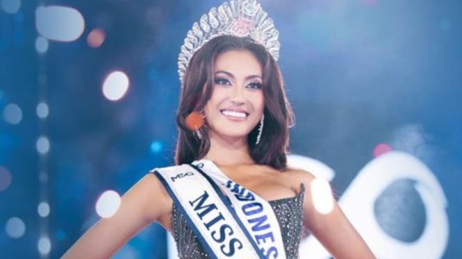 Tata Juliastrid Juara Miss Cosmo 2024