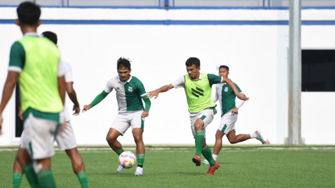 PSMS Medan saat menjalani sesi latihan di Stadion Kera Sakti, Setu, Tangerang Selatan.(dok PSMS)