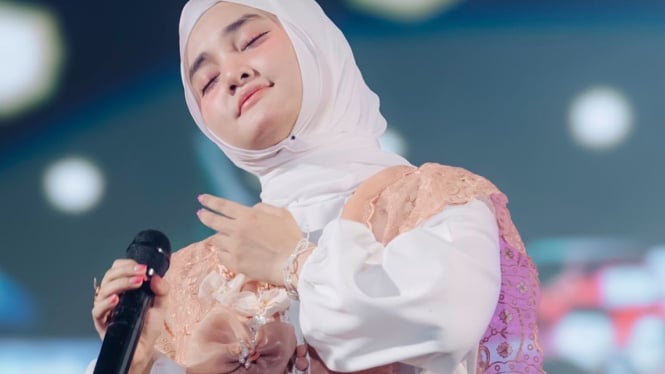 Fatin Shidqia Lubis