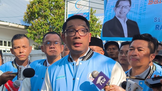 Cagub Jakarta nomor urut 01, Ridwan Kamil di kawasan Jakarta Timur, Senin, 7 Oktober 2024