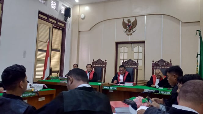 Suasana persidangan di salah satu ruang sidang di Pengadilan Negeri Medan, yang terpantau berjalan seperti biasa.(istimewa/VIVA)