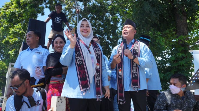 Pasangan cagub-cawagub NTB, Lalu Muhamad Iqbal-Indah Dhamayanti Putri (dok. Istimewa)