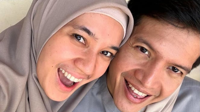 Dimas Seto y Dini Aminarti