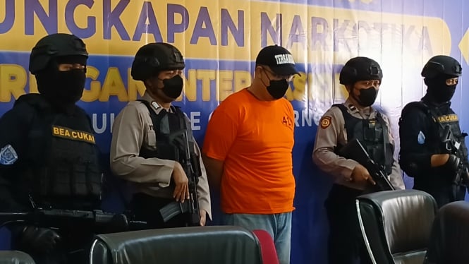 TLH, warga Malaysia yang ditangkap usai selundupkan narkotika ke Indonesia melalui Bandara Soetta, Tangerang