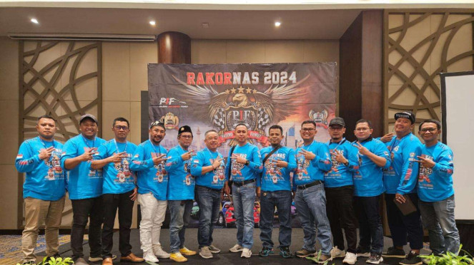 Komunitas Pajero Indonesia Family