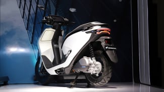Beralih ke Motor Listrik Tak Semudah Itu, Ini yang Masih Jadi Ganjalan