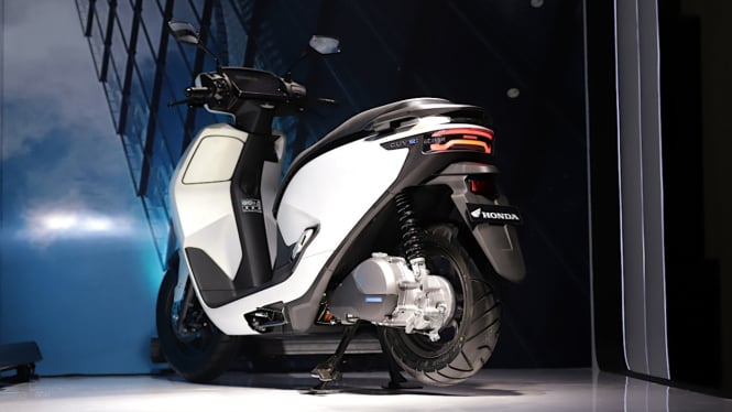 beralih-ke-motor-listrik-tak-semudah-itu-ini-yang-masih-jadi-ganjalan