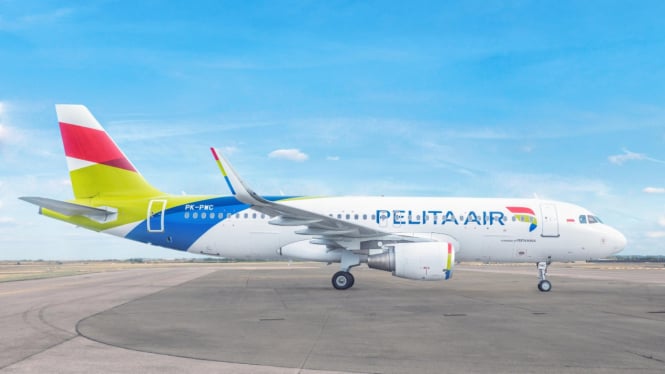 Pelita Air menjadi official Airlane Partner Maliq & D'essentials