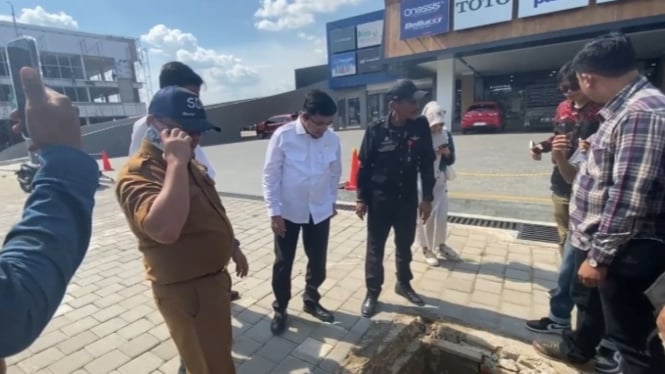 Wakil Ketua DPRD Jambi Ivan Wirata Tinjau lokasi Rawan Banjir di Bangunan JBC, Kota Jambi.