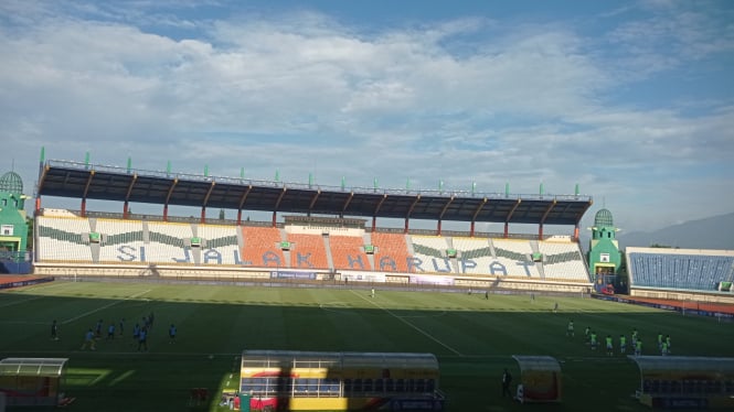 Stadion Si Jalak Harupat, Kabupaten Bandung (foto : Dede Idrus) 