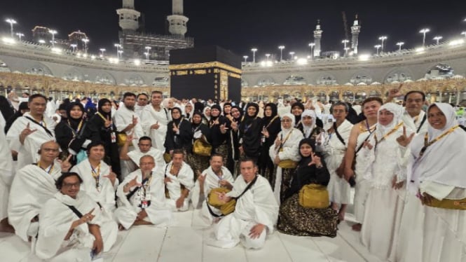 Jemaah umrah PT Garislurus Lintas Semesta