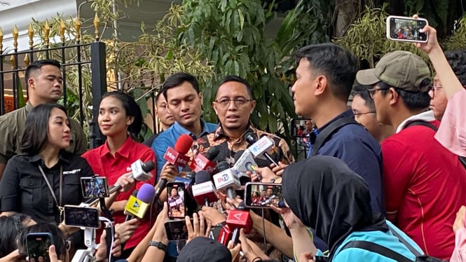 Istana Sebut Menteri dan Wamen Tukar Pesawat Hercules Saat Pulang dari Magelang