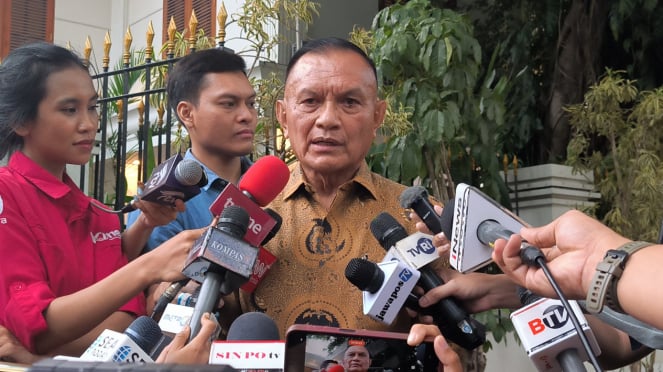 Wakil Menteri Koordinator Bidang Politik dan Keamanan Lodewijk F Paulus