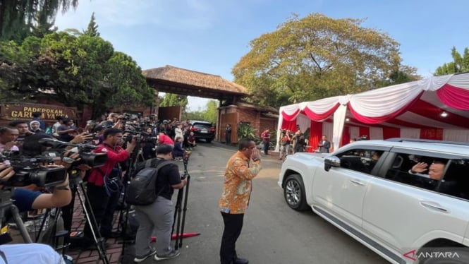 Sejumlah calon menteri hadir di kediaman Prabowo Subianto di Hambalang