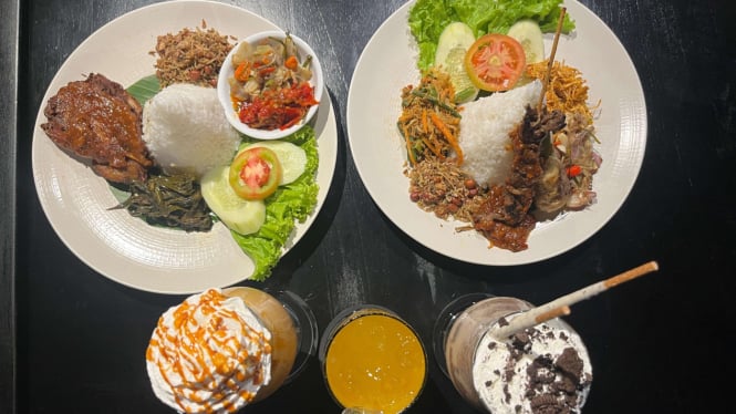 Nasi Bali dan Bebek Daun Singkong