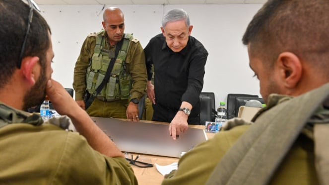 Militar VIVA: Benjamin Netanyahu com o exército israelense