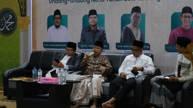 Sosialisasi undang-undang tentang pesantren