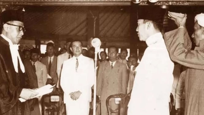 pelantikan presiden pertama Republik indonesia, Soekarno