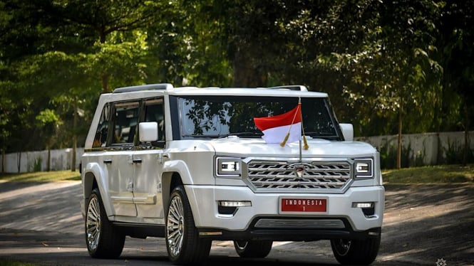 Maung MV3 Garuda Limousine