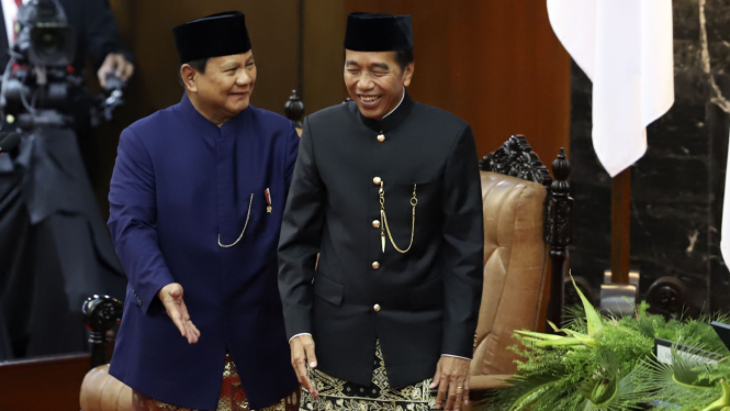 100 Hari Kerja Pemerintahan Prabowo-Gibran di Bawah Bayang-bayang Jokowi